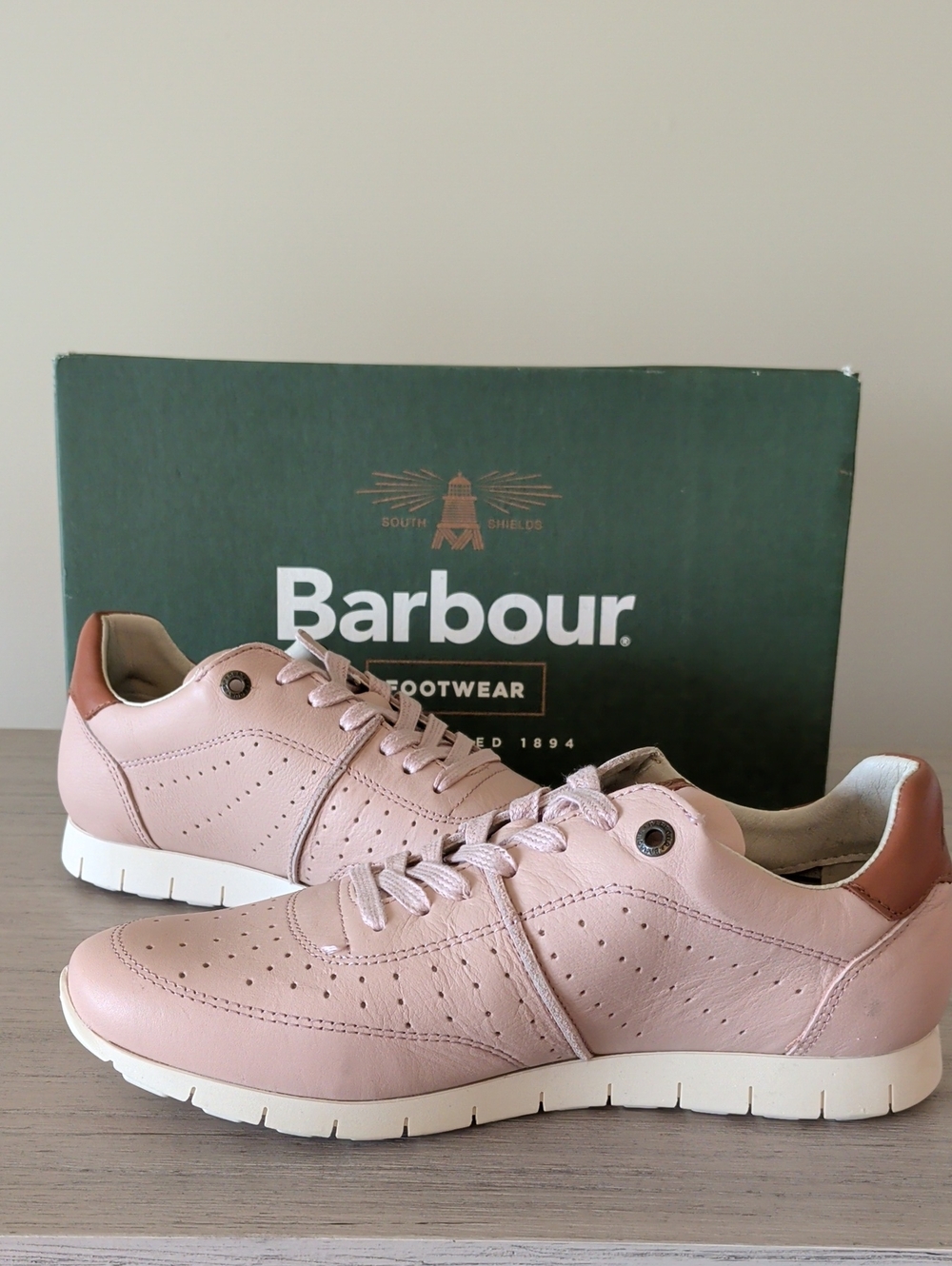 Barbour NIB 6 Sneakers Mauve Pink